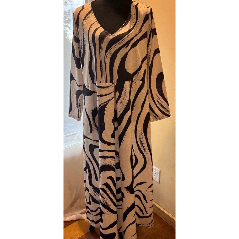 Women's Black White Abstract Print V-Neck 3/4 Sleeve Maxi Dress Polyester M